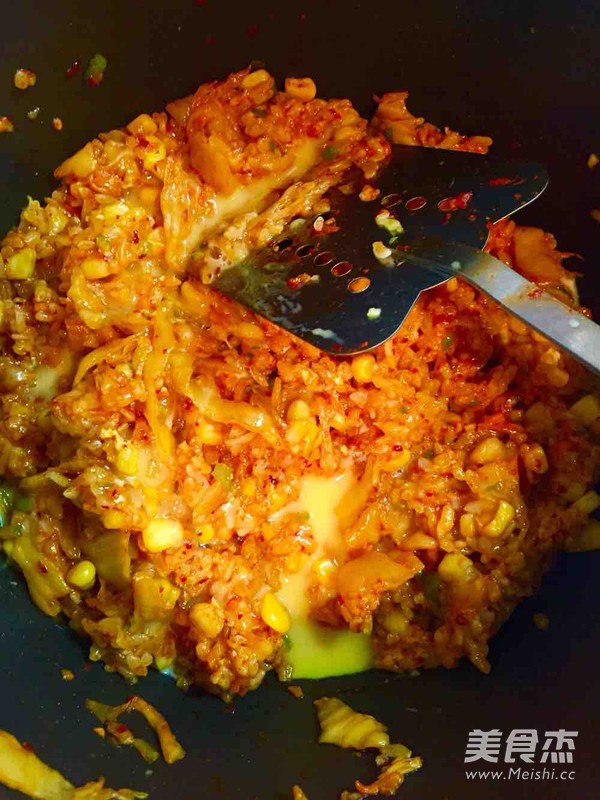 Omurice (spicy Cabbage Flavor) recipe