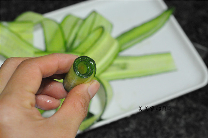 Preserved Cucumber Egg with Cold Dressing recipe