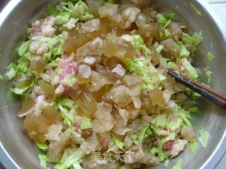 Cabbage and Meat Filling Soup Dumplings recipe