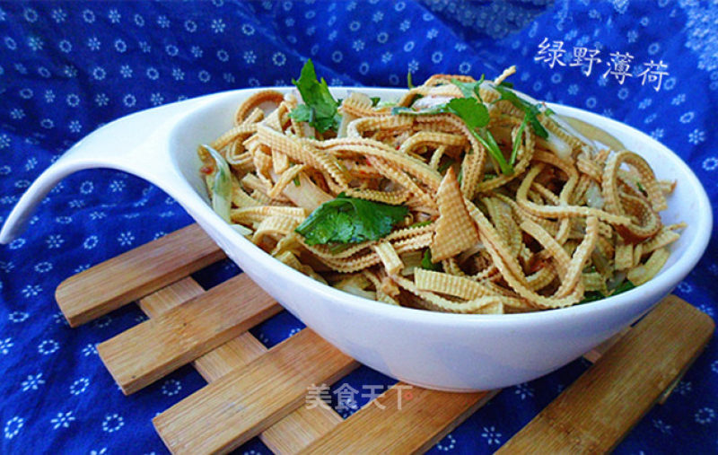 Cabbage Heart Mixed with Bean Shreds recipe