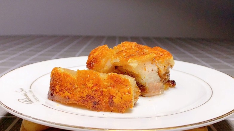 Home-cooked Macau Crispy Roast Pork