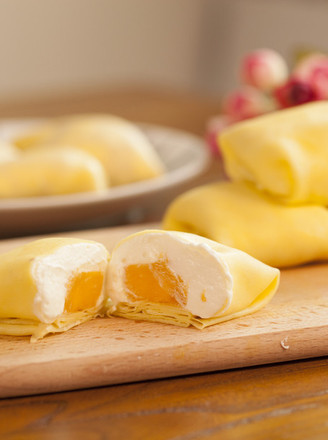 A Delicious Dessert that You Can Make with A Pan—mango Pancake recipe