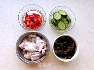 Fried Squid with Jade Fungus recipe