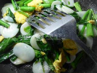 Stir-fried Rice Cake with Egg and Rape recipe