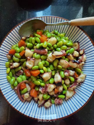 Fried Edamame with Octopus Feet recipe