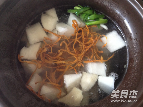 Supor, Cordyceps and Radish Stewed Duck Soup recipe