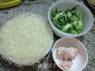 Stir-fried Rice Noodles with Green Vegetables and Shrimp Balls recipe