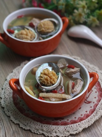 Fresh Abalone and Lean Meat Soup