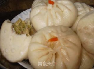 Home-cooked Food is Simple to Make-celery Pork Buns recipe