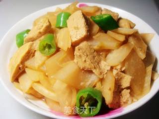 Radish Stewed Tofu recipe