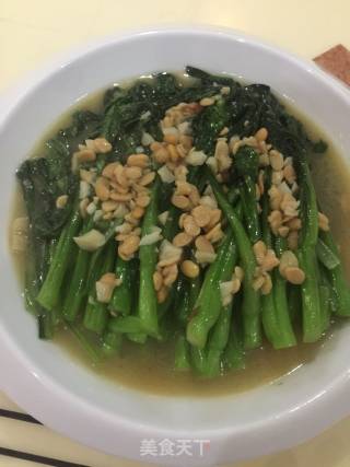 Stir-fried Choy Sum with Soy Sauce and Garlic recipe