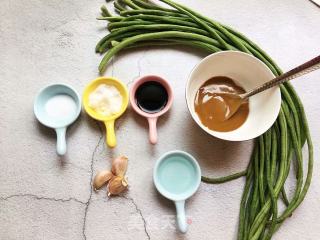 Rainbow Beans with Sesame Sauce recipe