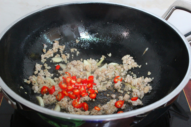 Eggplant with Minced Pork in Tempeh recipe