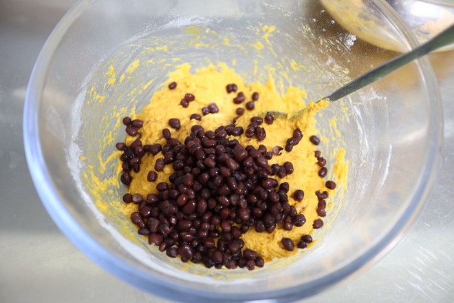 Red Beans, Pumpkin and Corn Hair Cake recipe