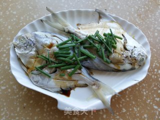 Steamed Pomfret recipe