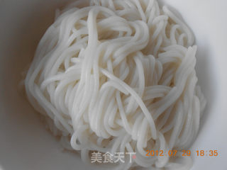 Rice Noodles with Meat Sauce, Super Simple and Delicious recipe