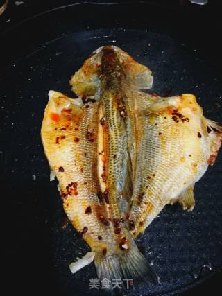How to Quickly Grill Sea Bass with An Electric Baking Pan recipe