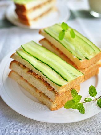 Tuna Cucumber Sandwich recipe