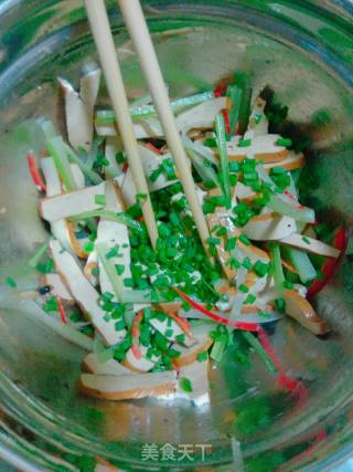 Celery Mixed with Fragrant Dried recipe