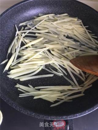Stir-fried Chicken with Pepper recipe