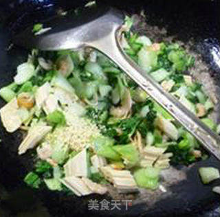 Fried Yuba with Foreign Stir-fried Vegetables recipe