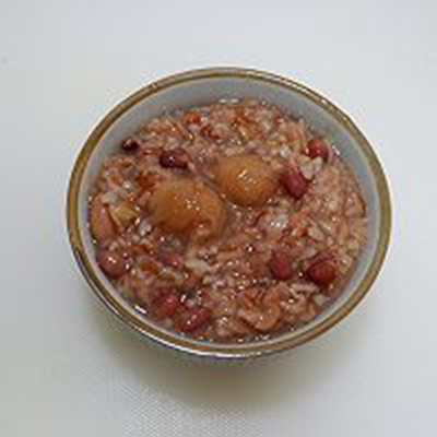 Longan Red Rice and Blood Congee recipe