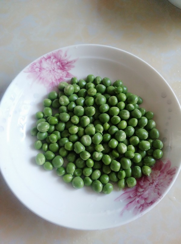 Pea Fungus and Pork Liver Soup recipe