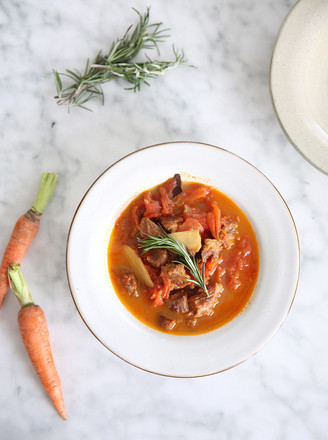 Modern Kitchen | Stewed Beef Brisket with Tomatoes, Say Goodbye to Autumn Fatty recipe