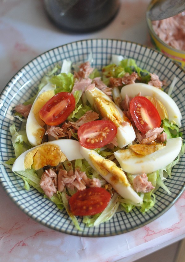 Black Vinegar Tuna Salad recipe