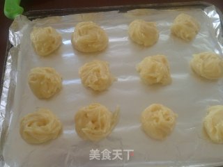 Custard Sauce Filled Puffs recipe