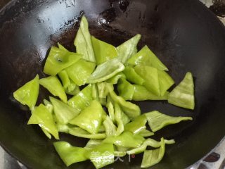 Stir-fried Pleurotus Eryngii with Pork Belly recipe