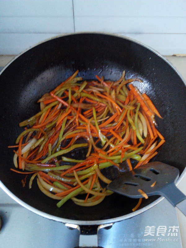 Fried Noodles with Sea Cucumber recipe