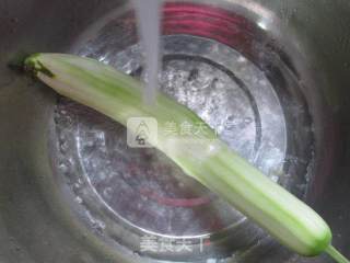 Pork Slices and Long Melon Boiled Vermicelli recipe