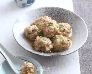 Couscous with Mushrooms and Celery recipe