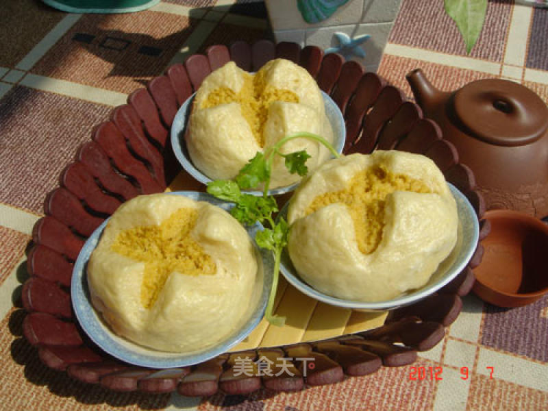 Two-color Flowering Steamed Buns recipe