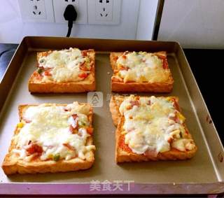 Toast Bacon Pizza recipe