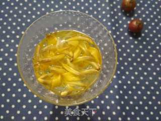 Fresh Honeysuckle Tea recipe