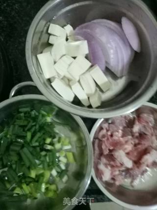 Fried Pork with Onion Tofu recipe