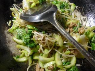 Stir-fried Rice Cake with Vegetables recipe