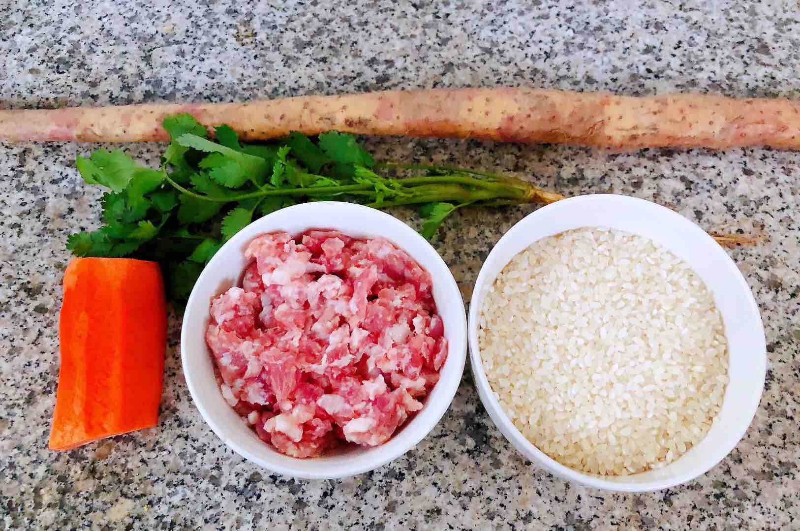 Porridge with Yam, Carrot and Fresh Meat recipe