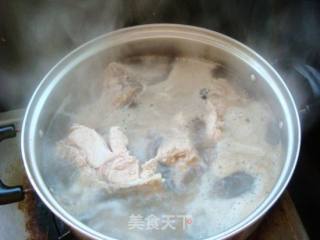 Healthy and Oil-free-braised Pork Ribs with Taro Flavor recipe