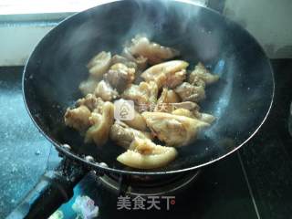 Steamed Pig's Feet with Dried Red Dates recipe