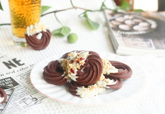 Super Crispy Chocolate Garland Cookies, Not Too Fragrant~ recipe