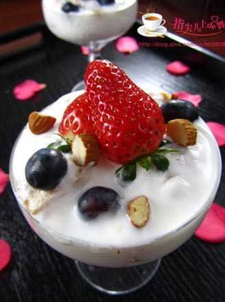 Yogurt Fruit Cup recipe