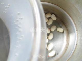 White Kidney Bean Pumpkin Soup recipe