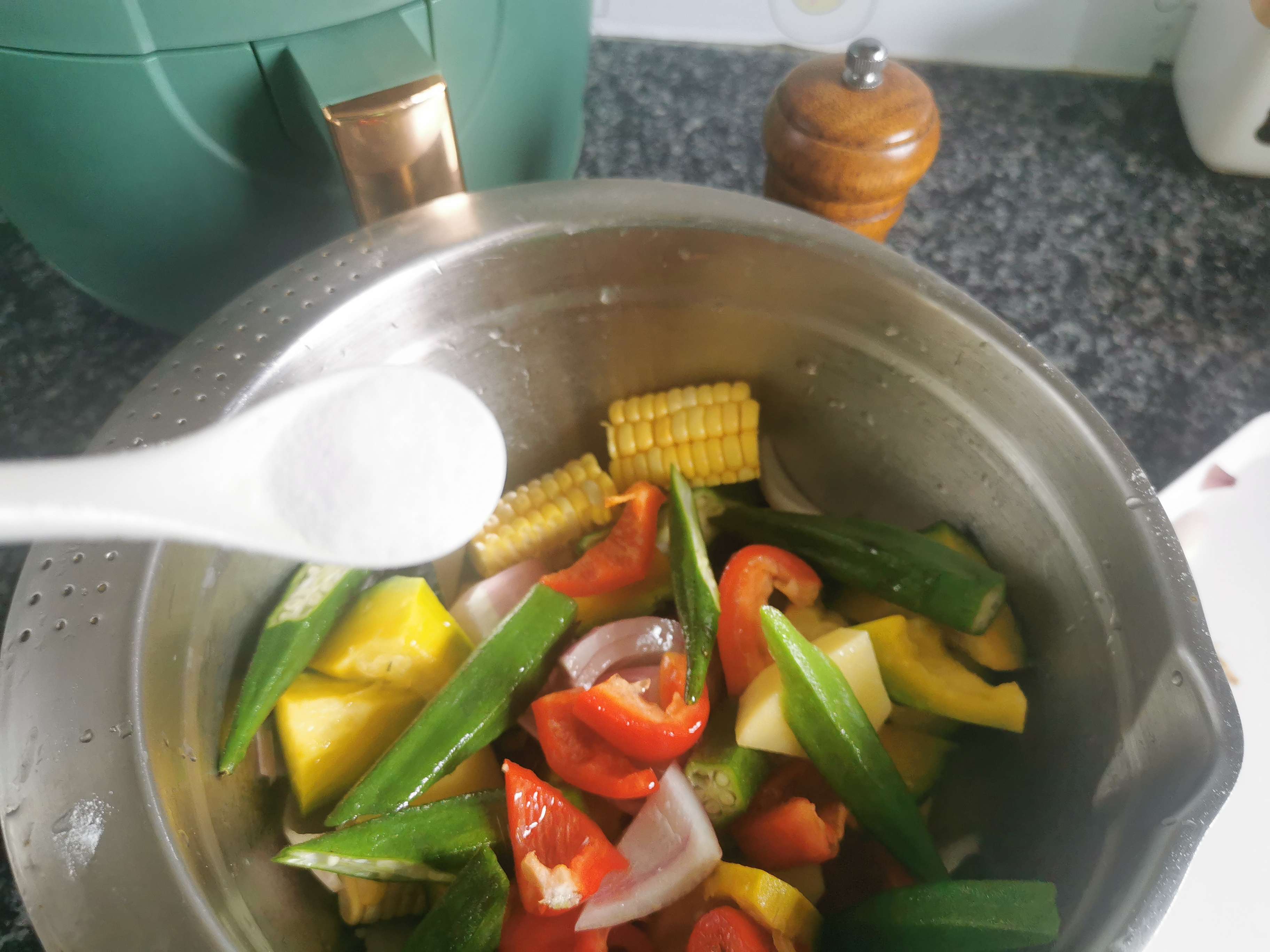 Roasted Seasonal Vegetables with Black Pepper recipe