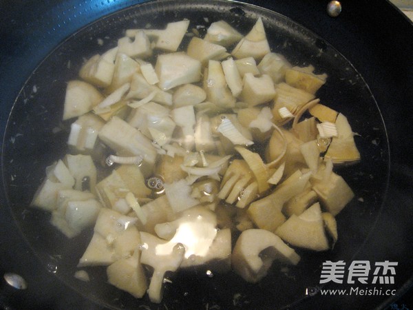 Braised Pork Belly with Spring Bamboo Shoots recipe