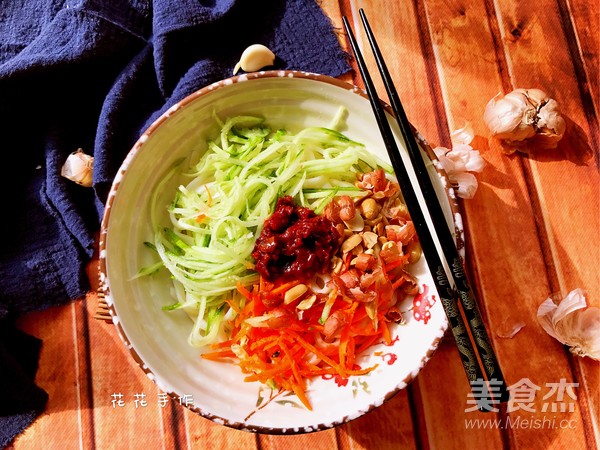 Noodles with Spicy Sauce recipe