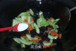 Stir-fried Celery with Carrot and Black Fungus recipe
