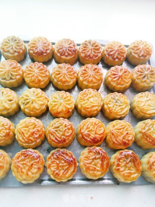 Bean Paste and Egg Yolk Mooncakes recipe